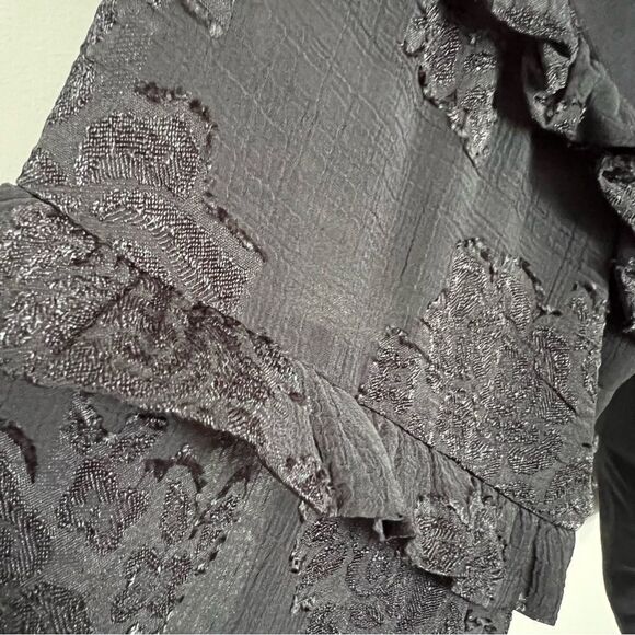 Revolve Heartloom Sweatshirt Womens Small Black Sheer Floral Ruffle Sleeve NWT - Picture 4 of 9